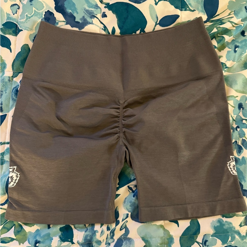 Darc sport knock off scrunch short